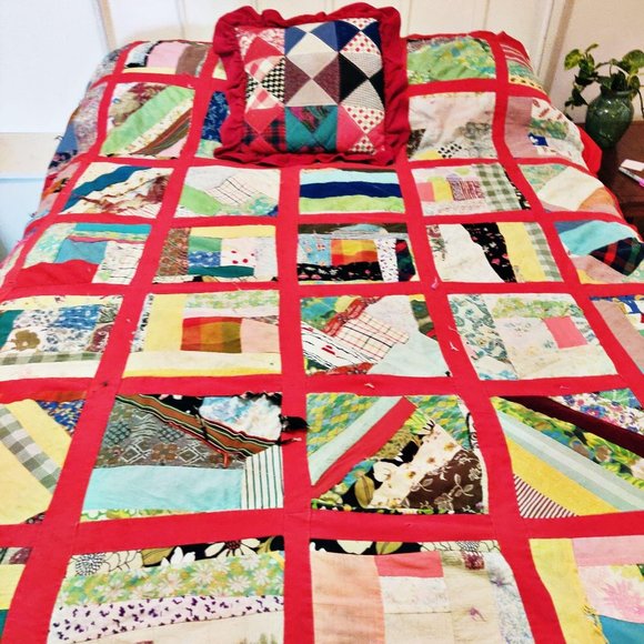 Vintage Patchwork Scrap Crazy Quilt Handmade Full - Picture 1 of 12